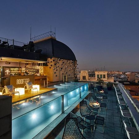 Hotel Ohla Barcellona Esterno foto The hotel's rooftop bar
