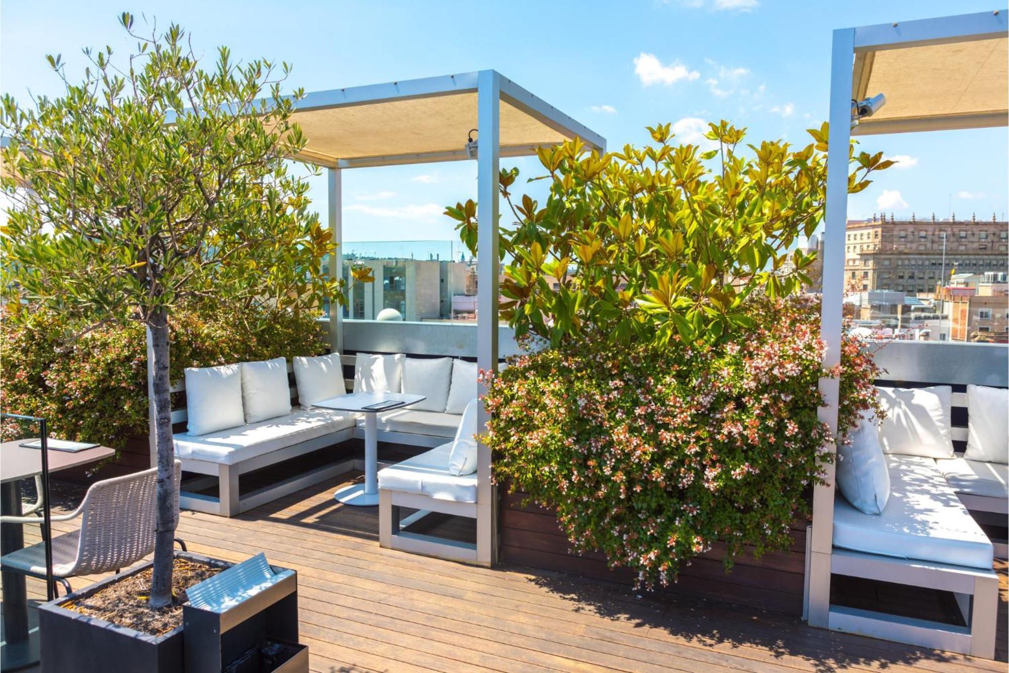 Hotel Ohla Barcellona Esterno foto Rooftop terrace