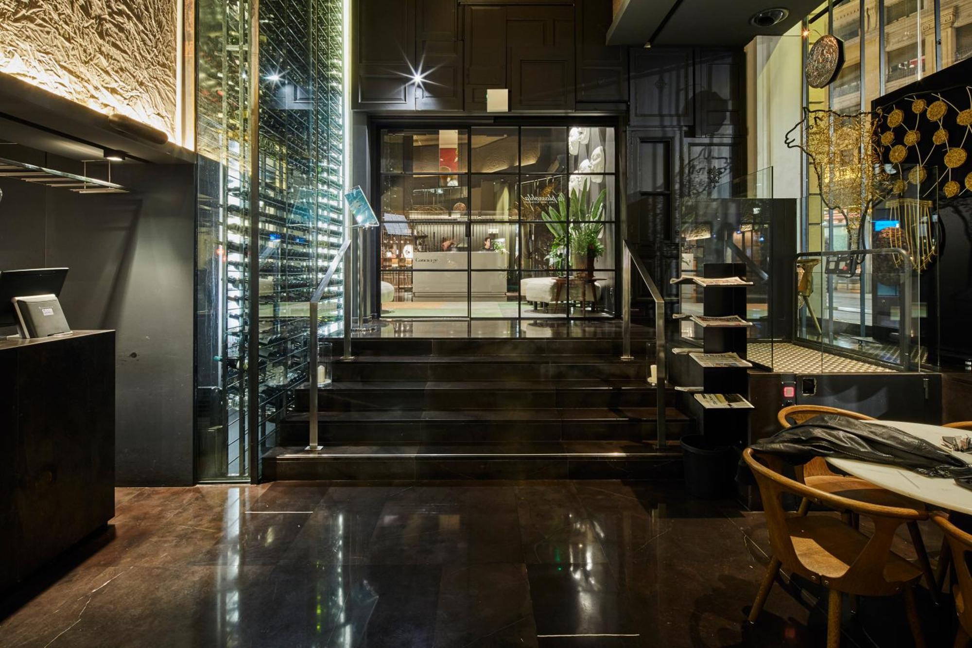 Hotel Ohla Barcellona Esterno foto The interior of the restaurant